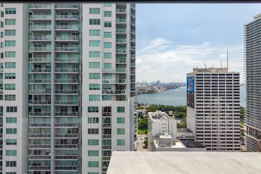 Amazing Condo In Downtown Miami/Brickell W/Parking ภายนอก รูปภาพ