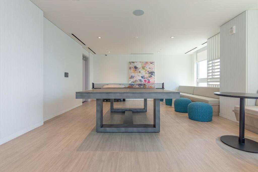 Amazing Condo In Downtown Miami/Brickell W/Parking ภายนอก รูปภาพ