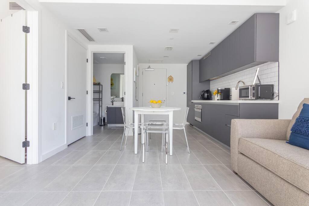 Amazing Condo In Downtown Miami/Brickell W/Parking ภายนอก รูปภาพ