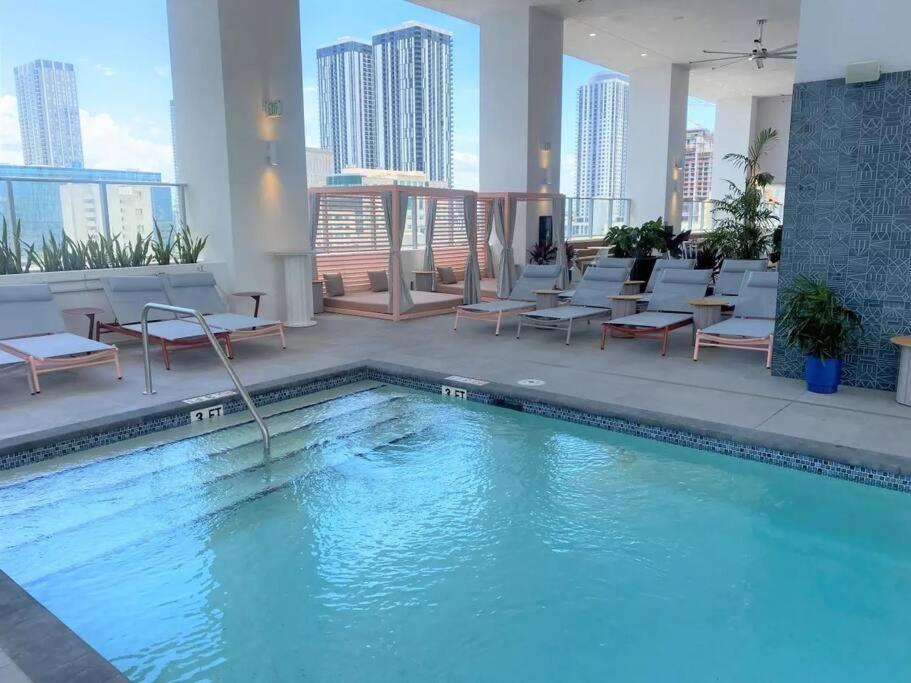 Amazing Condo In Downtown Miami/Brickell W/Parking ภายนอก รูปภาพ